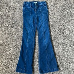 Altar’d State darker blue wash flare, denim / jeans